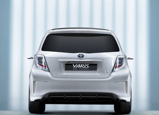 Toyota Yaris HSD concept
