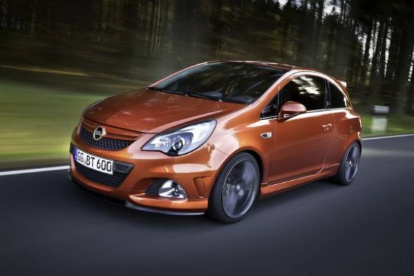 Opel Corsa OPC Nürburgring Edition, nuove foto