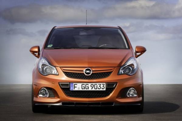 Opel Corsa OPC Nürburgring Edition, nuove foto