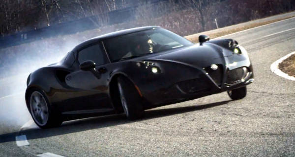 Alfa 4C, creazione e azione
