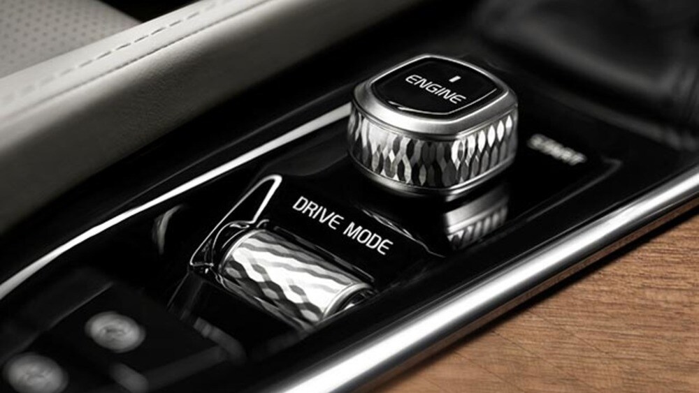 Nuova Volvo XC90, svelati gli interni