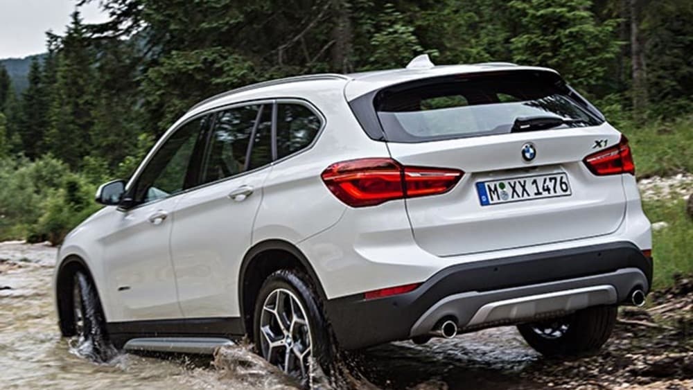 BMW X1, a trazione anteriore e integrale