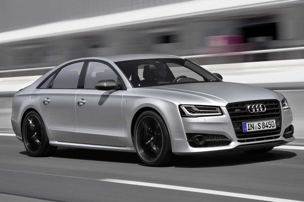 Audi S8 plus, V8 4.0 da 605 cavalli