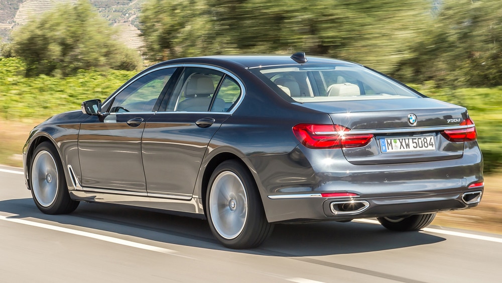 Nuova BMW Serie 7 su strada