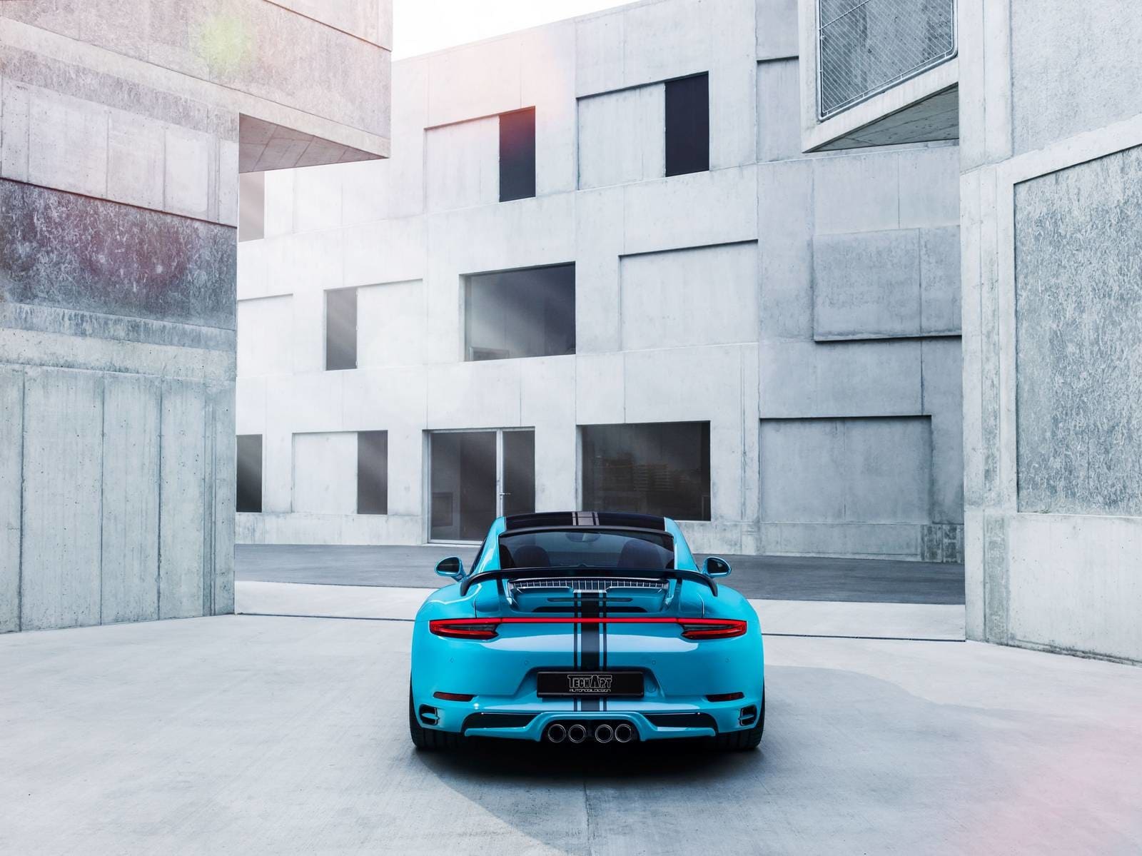 Porsche 911 Turbo S si veste Techart