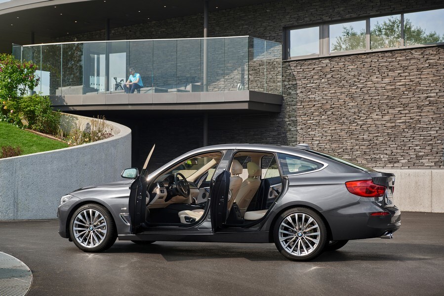 BMW Serie 3 Gran Turismo 2017: foto