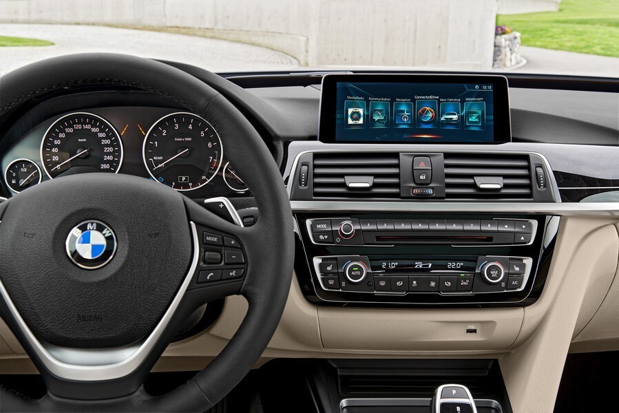 BMW Serie 3 Gran Turismo 2017: foto