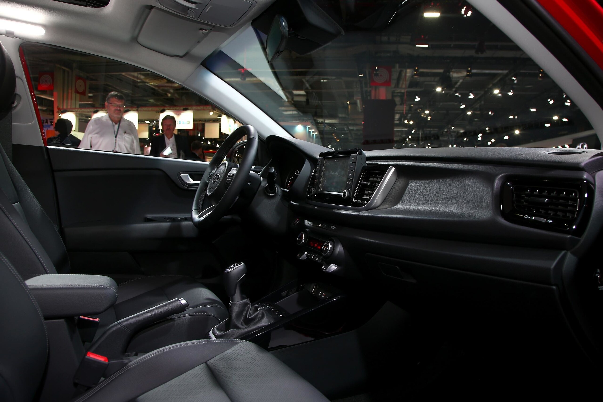 Nuova Kia Rio al Salone di Parigi 2016, le foto