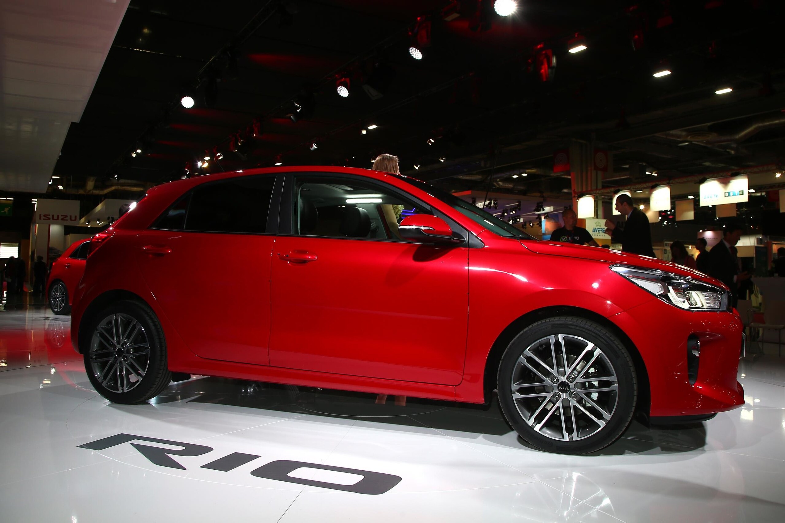 Nuova Kia Rio al Salone di Parigi 2016, le foto