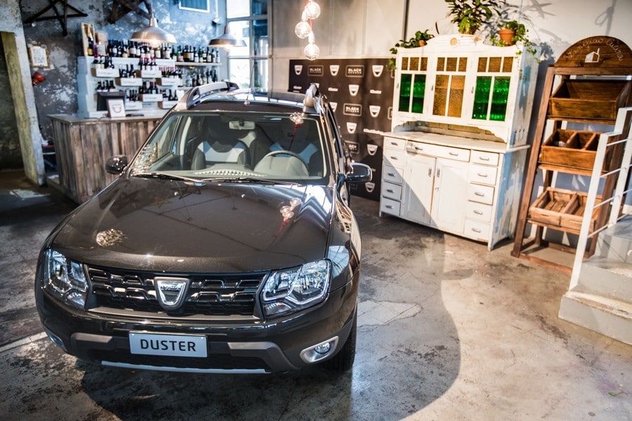 Dacia Duster Black Shadow: foto e prezzi