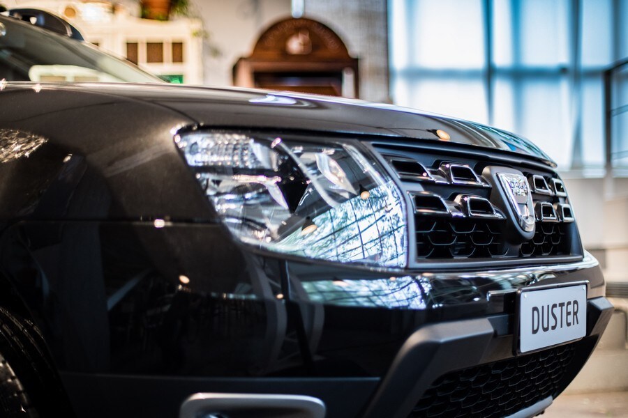 Dacia Duster Black Shadow: foto e prezzi
