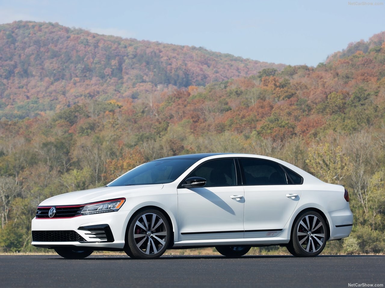 Volkswagen Passat GT concept: foto
