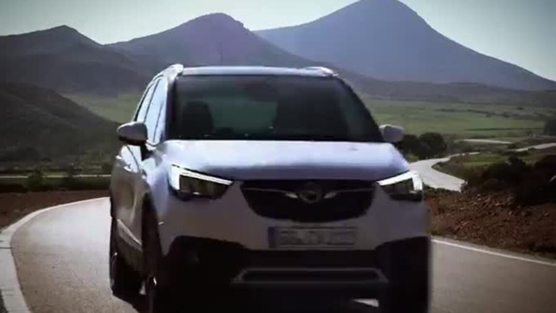 Opel Crossland X, la Meriva diventa crossover