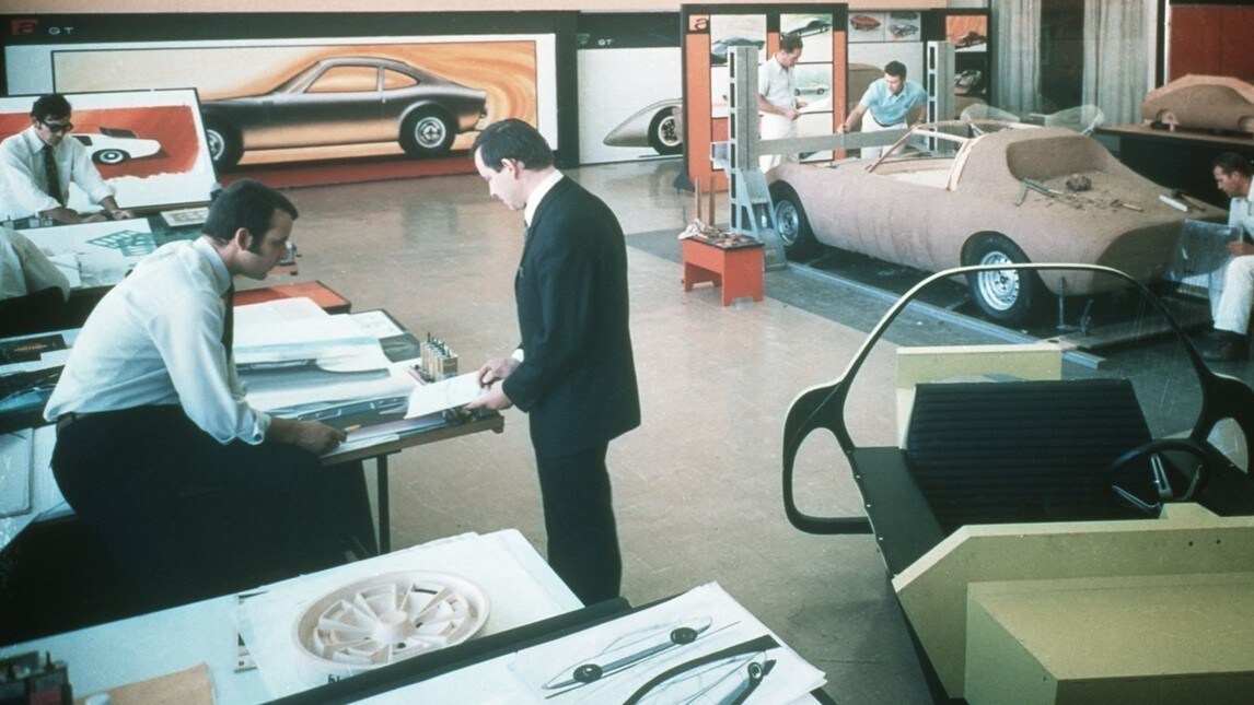 Opel, i 50 anni del design center