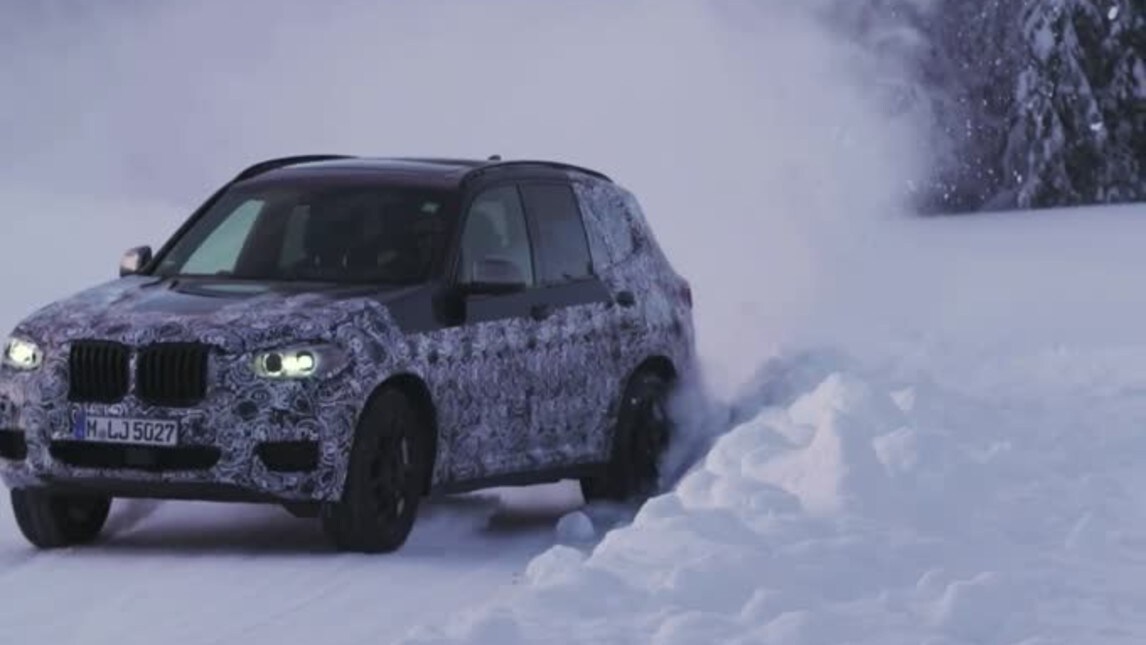BMW X3, la nuova generazione si svela sulla neve
