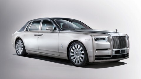 Rolls Royce Phantom VIII, le foto