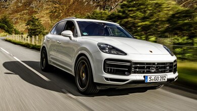 Porsche resiste, arriveranno Cayenne e Macan Diesel