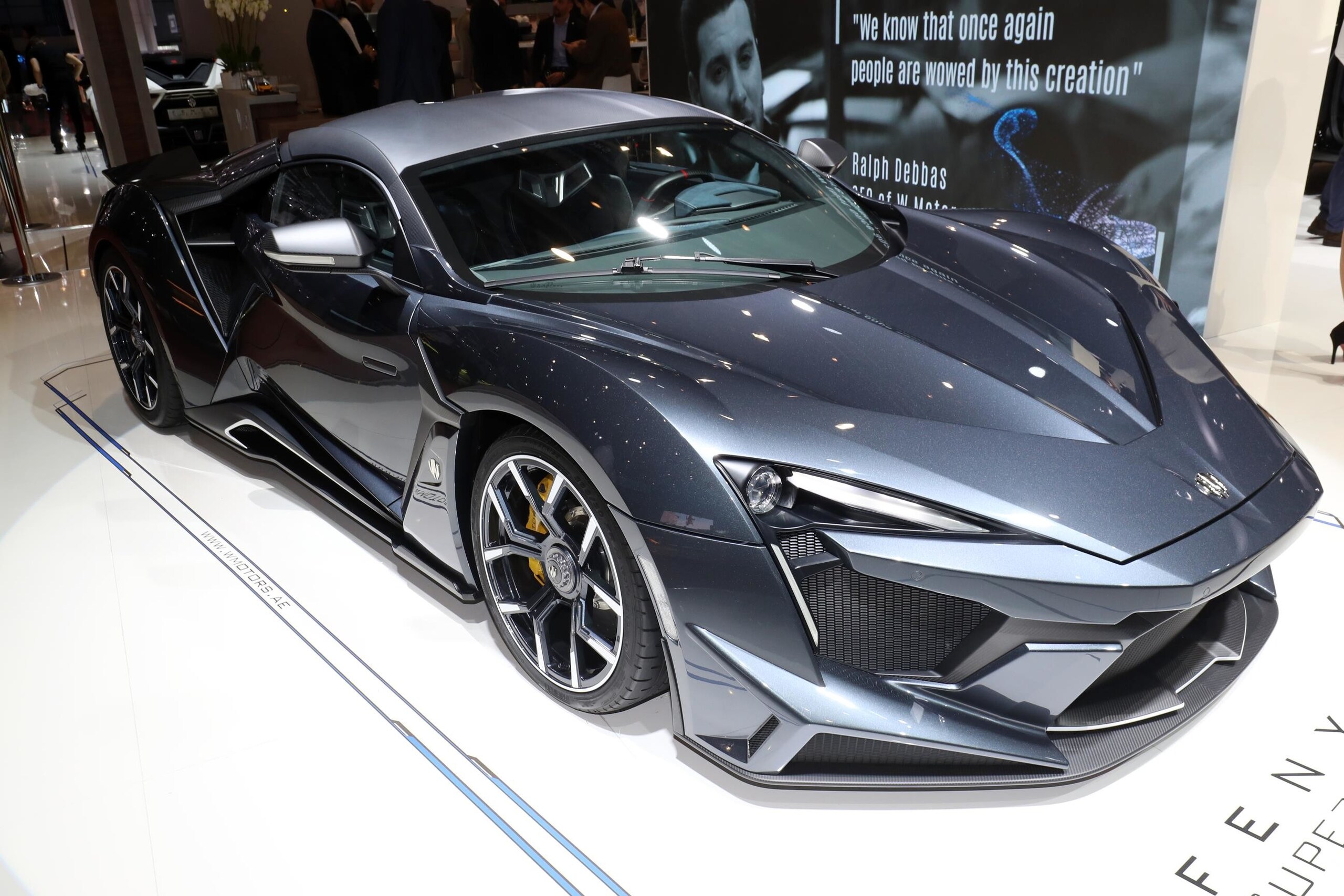W Motors Fenyr Supersport: foto