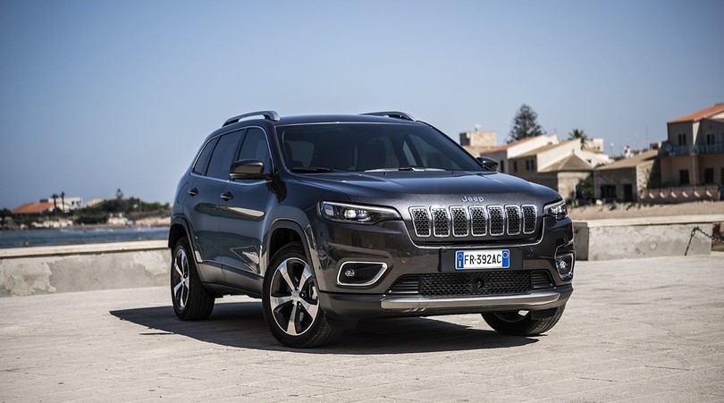 Jeep Cherokee restyling, volto di famiglia Full Led