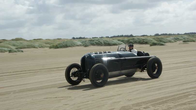 Opel, un “mostro” da 260 cavalli