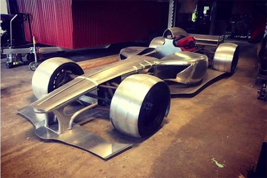 Sono pazzi questi australiani: ecco una Ferrari F1 road legal