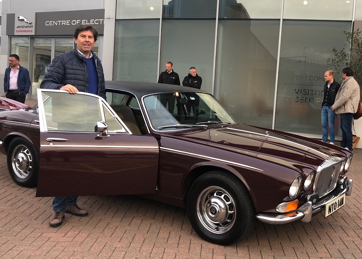 Jaguar celebra i 50 anni della ammiraglia XJ: foto