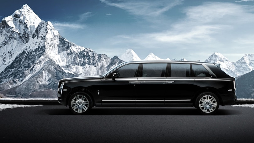 Klassen Rolls Royce Cullinan Limousine: foto