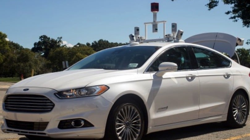 Io guido con lo smartphone