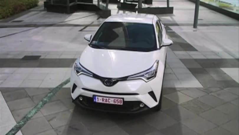 Toyota CH-R Hybrid: video
