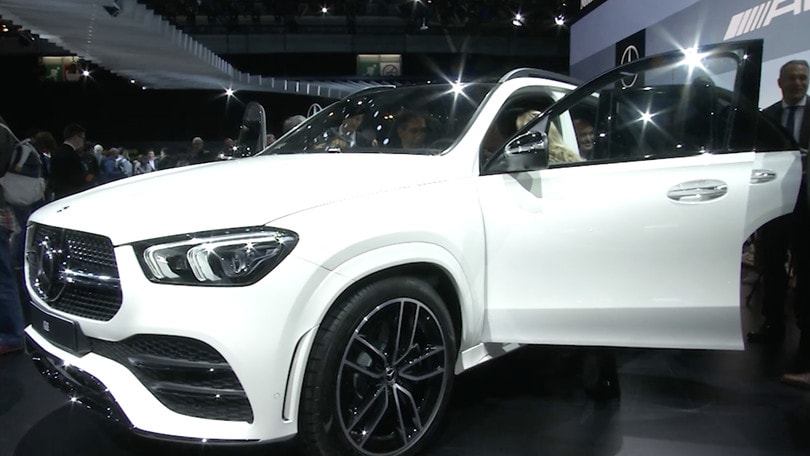 Mondial dell'auto di Parigi- Mercedes GLE - intervista a Eugenio Blasetti