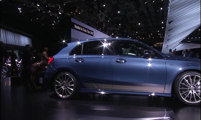 Mondial dell'Auto di Parigi- Mercedes AMG - intervista a Eugenio Blasetti
