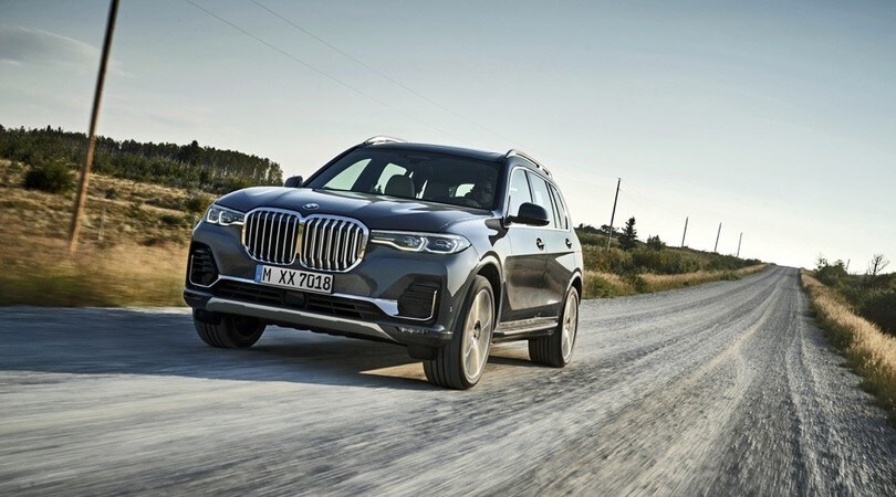 BMW X7, esordio di gran lusso