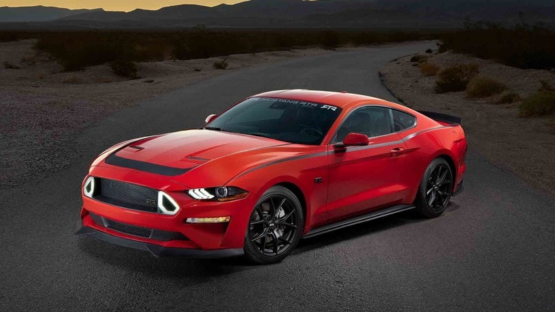 Series 1 Mustang RTR, nata di traverso