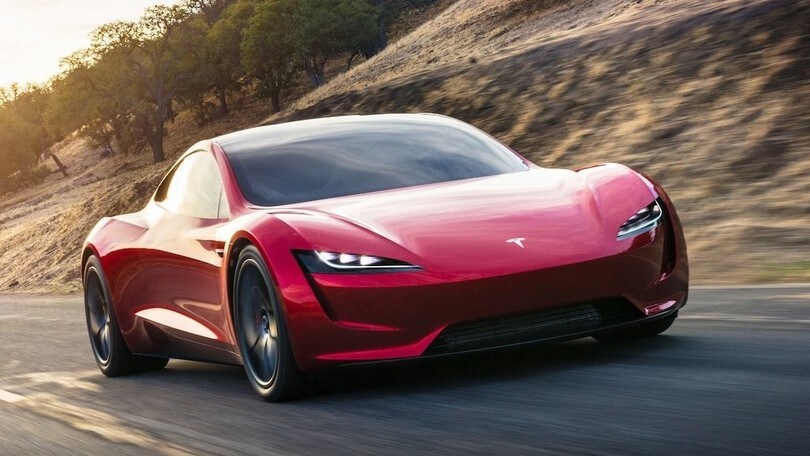 Auto elettriche, stile tedesco: il ministro ama le Tesla