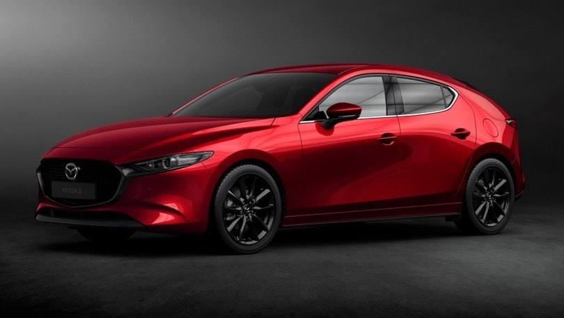 Nuova Mazda 3: foto