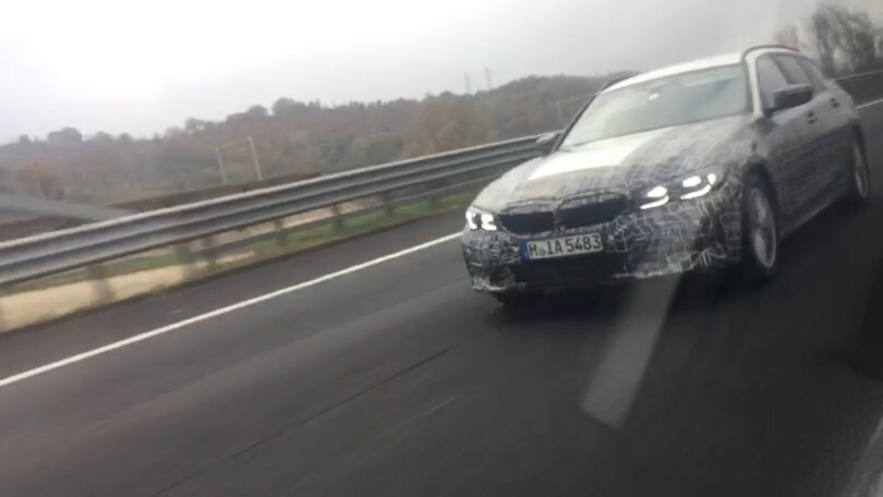 Nuova BMW Serie 3 Touring: muletto filmato in Italia
