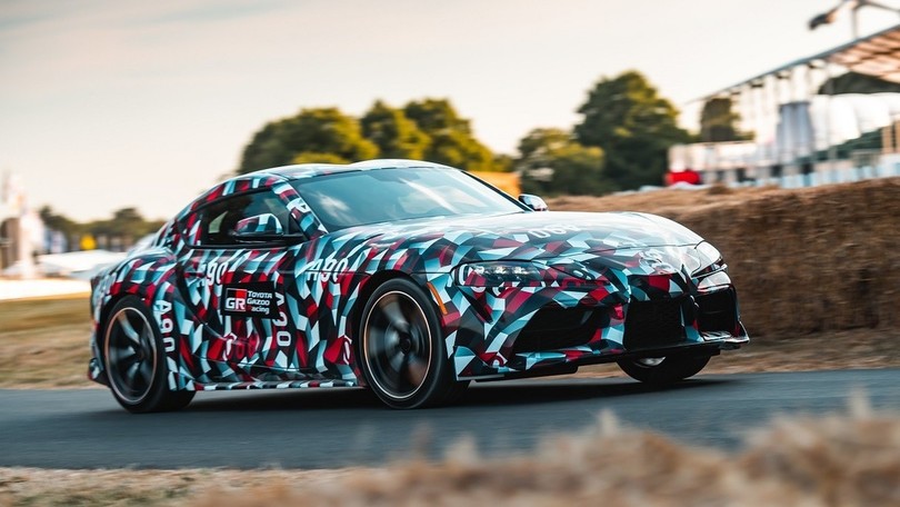 Nuova Toyota Supra, il sound del 6 cilindri prepara il debutto