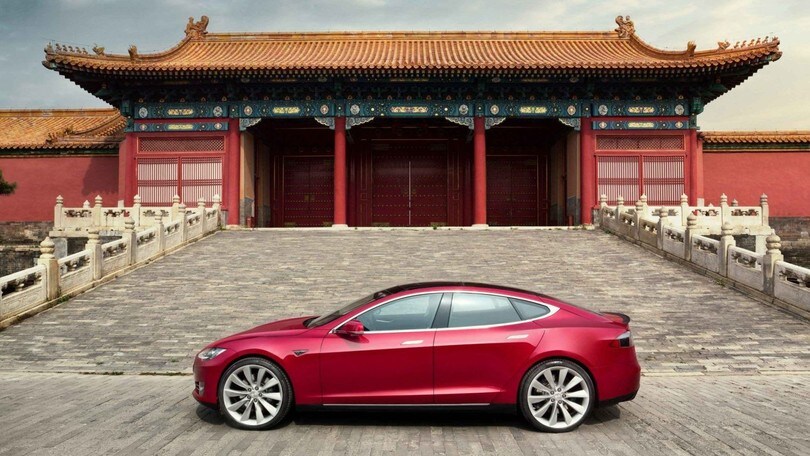Tesla, Gigafactory anche in Cina