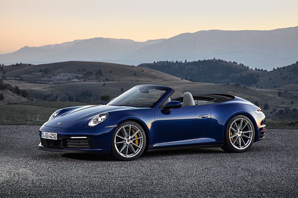 Nuova Porsche 911 Cabriolet, fulmine di una capote