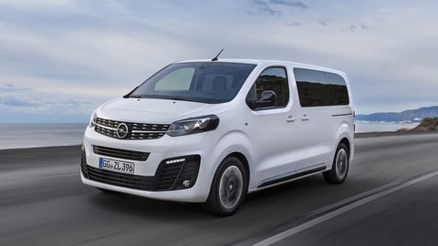 Nuova Opel Zafira Life: foto