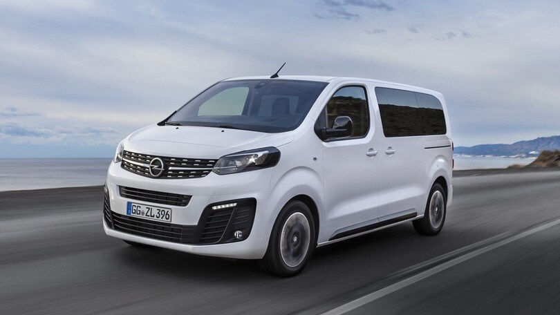 Nuova Opel Zafira Life: foto