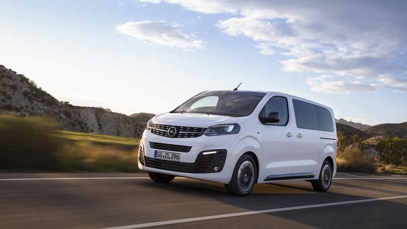 Nuova Opel Zafira Life, a tutto spazio. Elettrica nel 2021