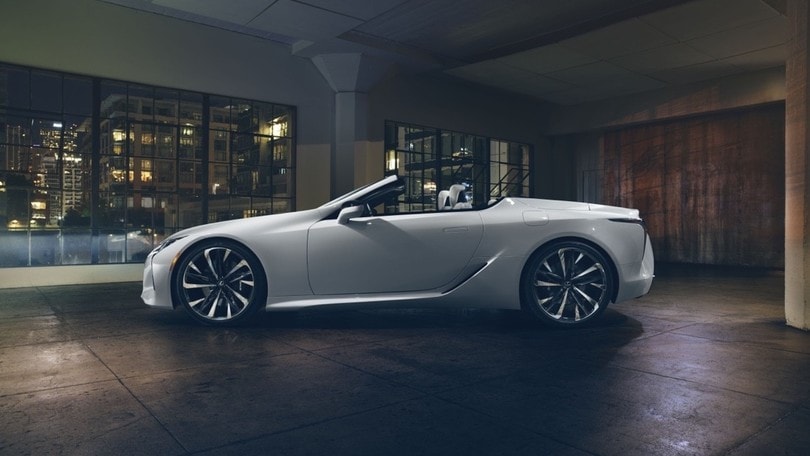 Lexus LC Convertible Concept: foto