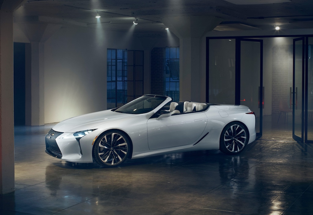 Lexus LC Convertible, a Detroit un concept pronto per la serie