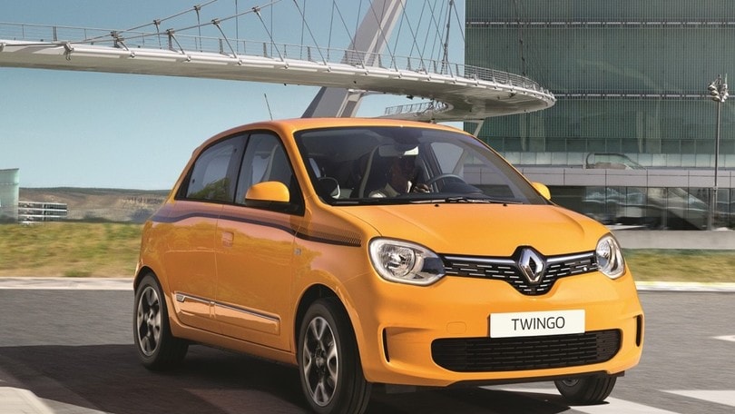 Renault Twingo, il restyling debutta a Ginevra