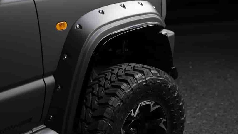 Suzuki Jimny Black Bison: foto