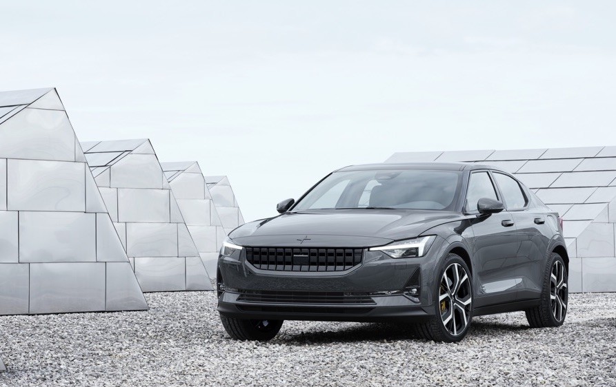 Polestar 2, elettrica all'attacco di Tesla Model 3