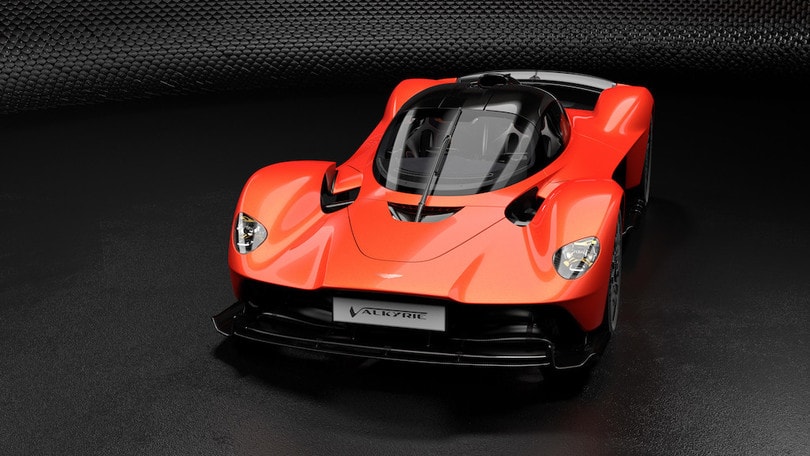 Aston Martin Valkyrie, ecco la scheda tecnica