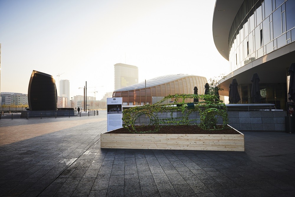 Land Rover a Milano con “Live for the City”