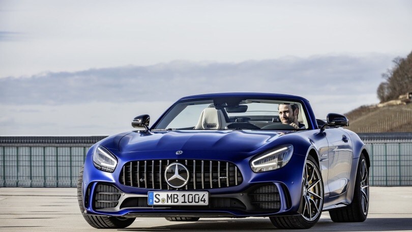 Mercedes-AMG GT R Roadster, specialista in prestazioni a Ginevra